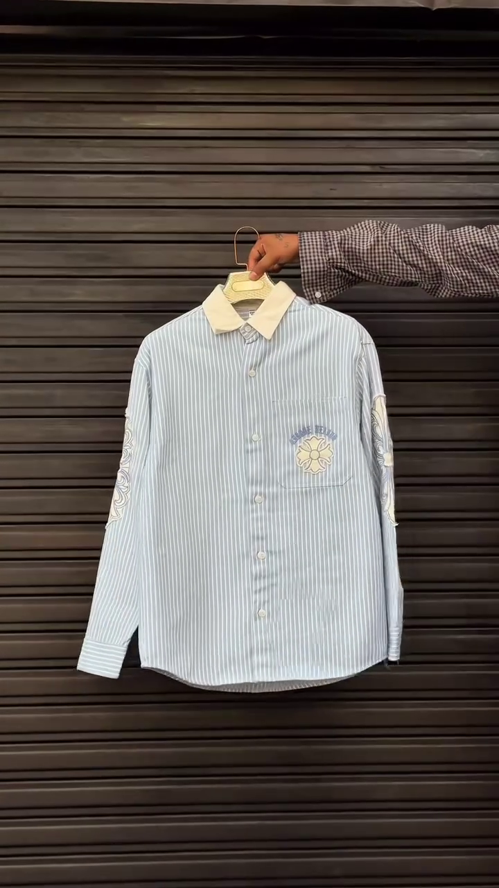 Men Regular Fit Vertical Striped Casual Shirt - Image 4